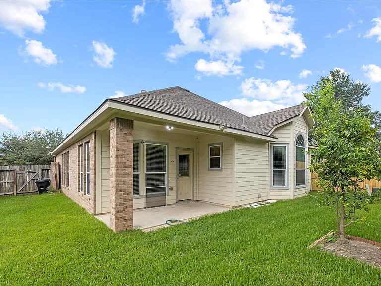 9906 Taylor Springs Ln — Photo 26