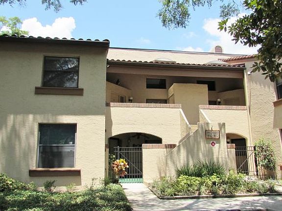 3rd image of 1234 Saint Tropez Cir #1234