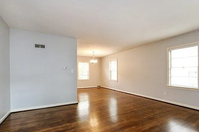 Living/Dining Rooms