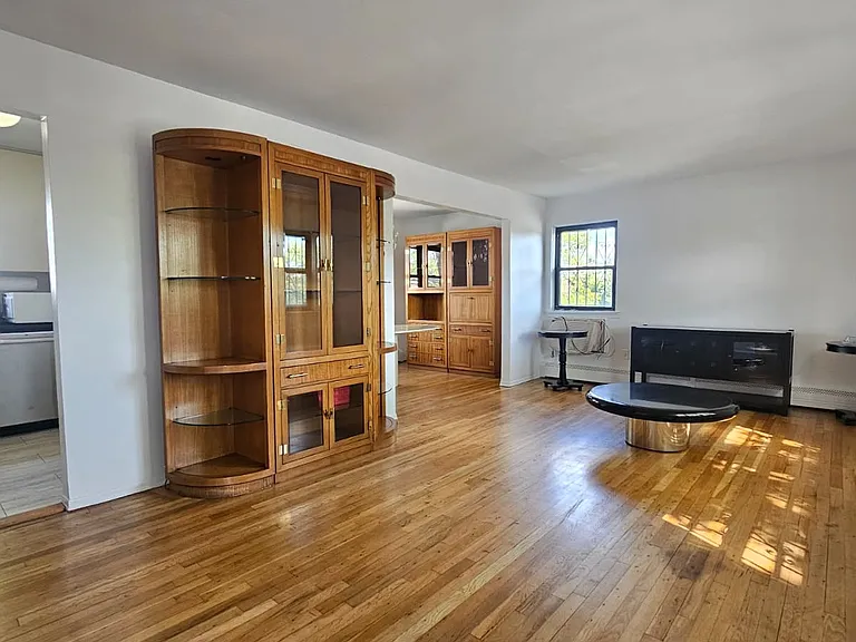 45-05 Astoria Blvd N #2A — Photo 6