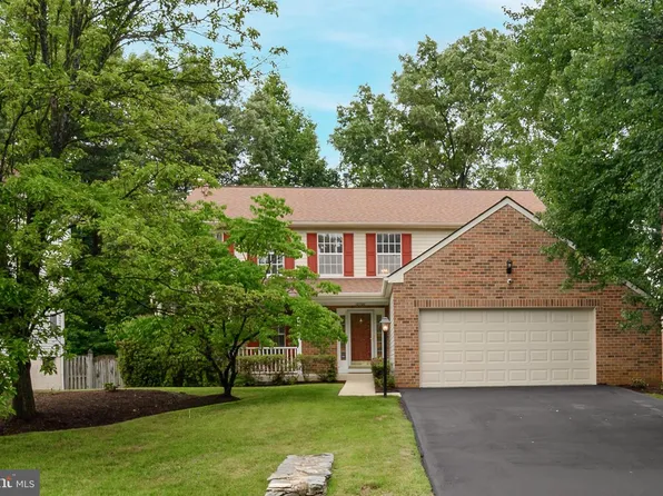 12700 Quarterhorse Dr, Bowie, MD 20720