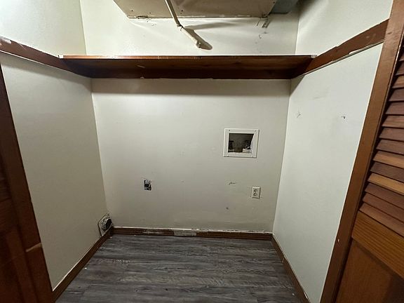4th image of 1401-1403 4229th #1411