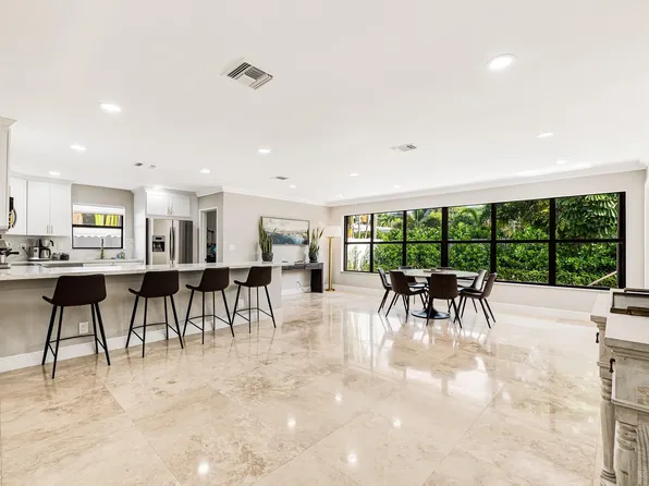 1851 NE 34th Court, Oakland Park, FL 33306