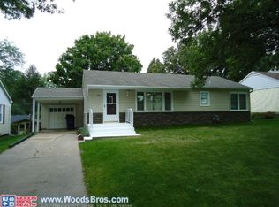 727 N 3rd St, Seward, NE 68434