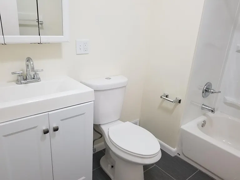 736 Savin Ave #2R — Photo 10