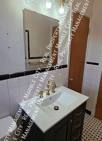 1812 Cedar Ln — Photo 7