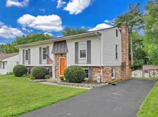 6316 Greenway Dr, Roanoke, VA