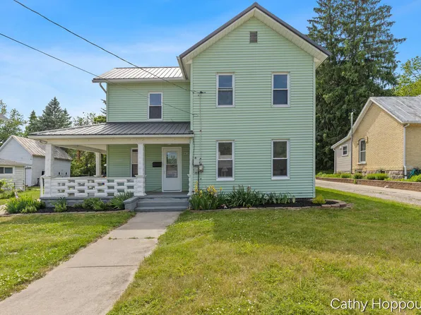 641 N Jackson St, Ionia, MI 48846