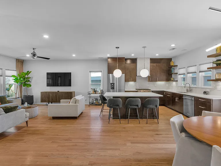 3020 Palm Ave — Photo 22