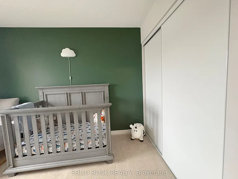719 Derreen Ave — Photo 22
