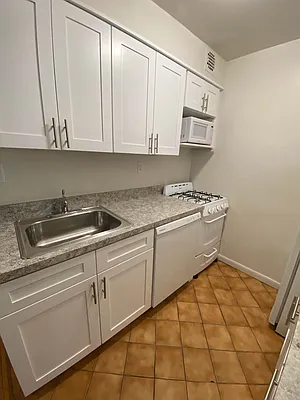 Rented by Oxford Property Group | media 22