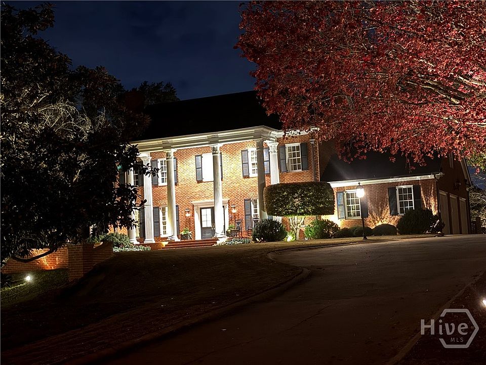 2nd image of 384 Westview Drive