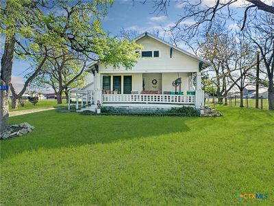 111 S Mill St, Flatonia, TX, 78941