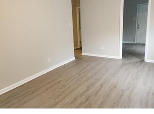 2844 Columbus Cir, Charlotte, NC 28208