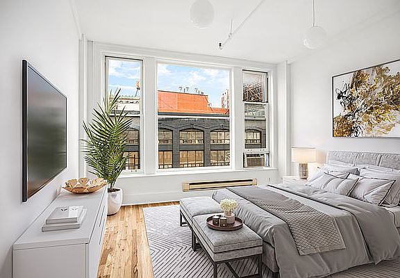 4th image of 10 Kenmare St APT 4
