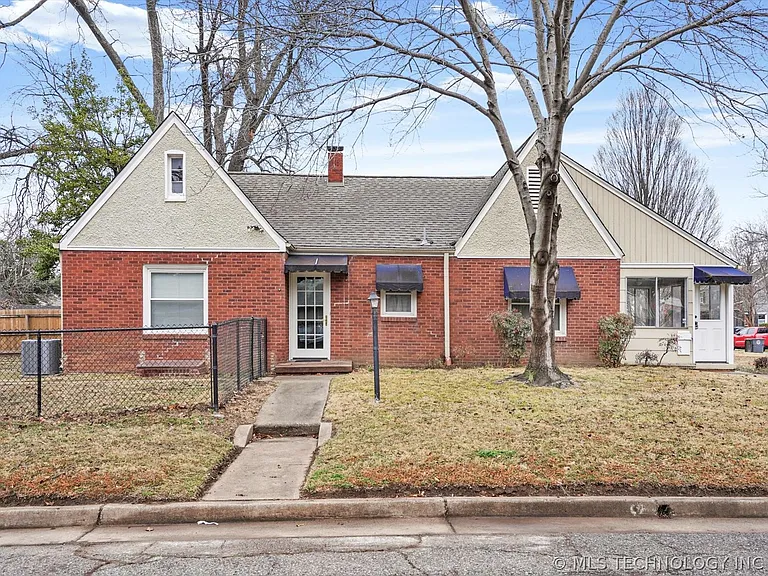 3124 S Woodward Blvd E — Photo 3