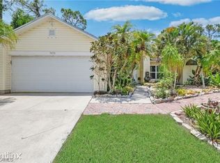 9830 Country Oaks Dr, Fort Myers, FL 33967