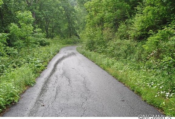 2nd image of 29 Triple Creek Dr