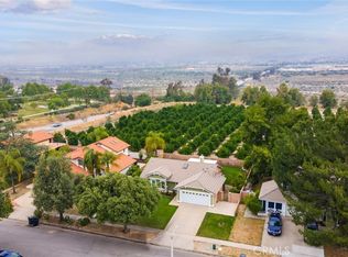 29 Hubbard Ct, Redlands, CA 92374