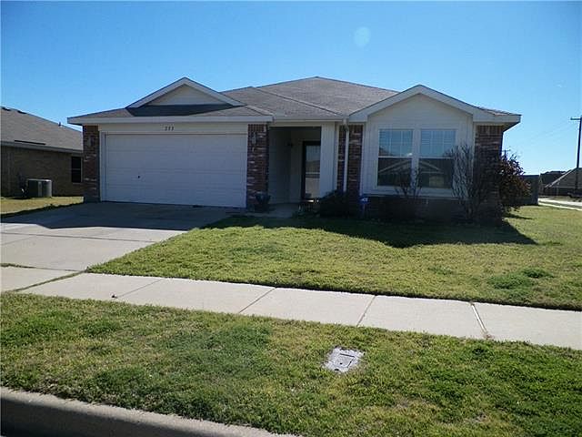 1st image of 253 Pine Crest Dr