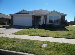 253 Pine Crest Dr, Justin, TX 76247