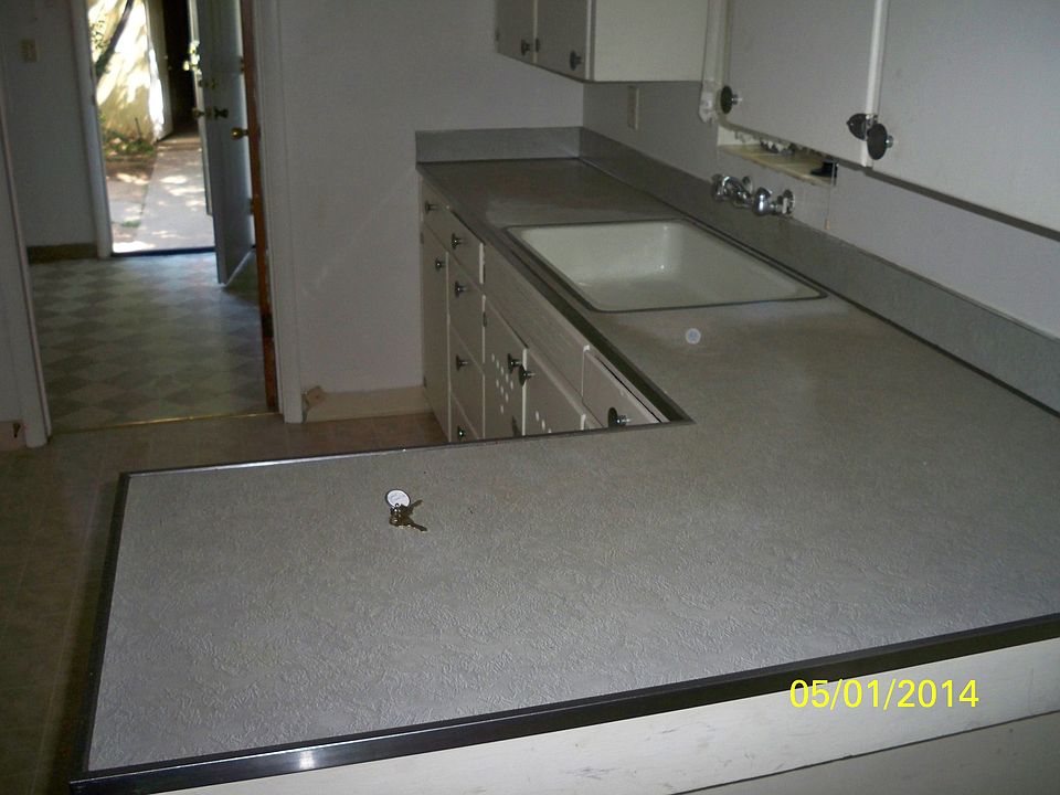 2nd image of 5221 El Camino Ave