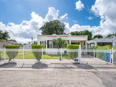 1844 NW 47th St, Miami, FL, 33142