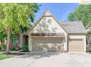 11020 S Cottage Ln, Olathe, KS 66061