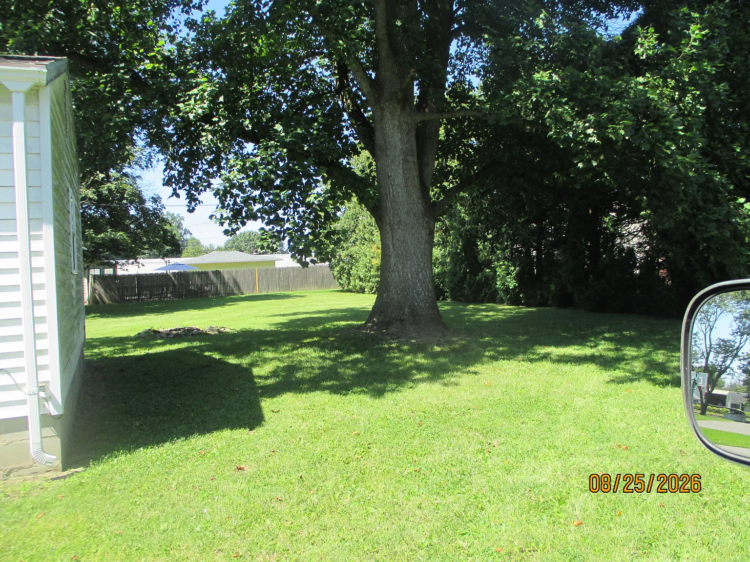 3 bed, 1404 sqft, $1,100 — Photo 4