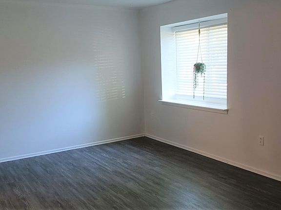 4th image of 1416 Calander Ct