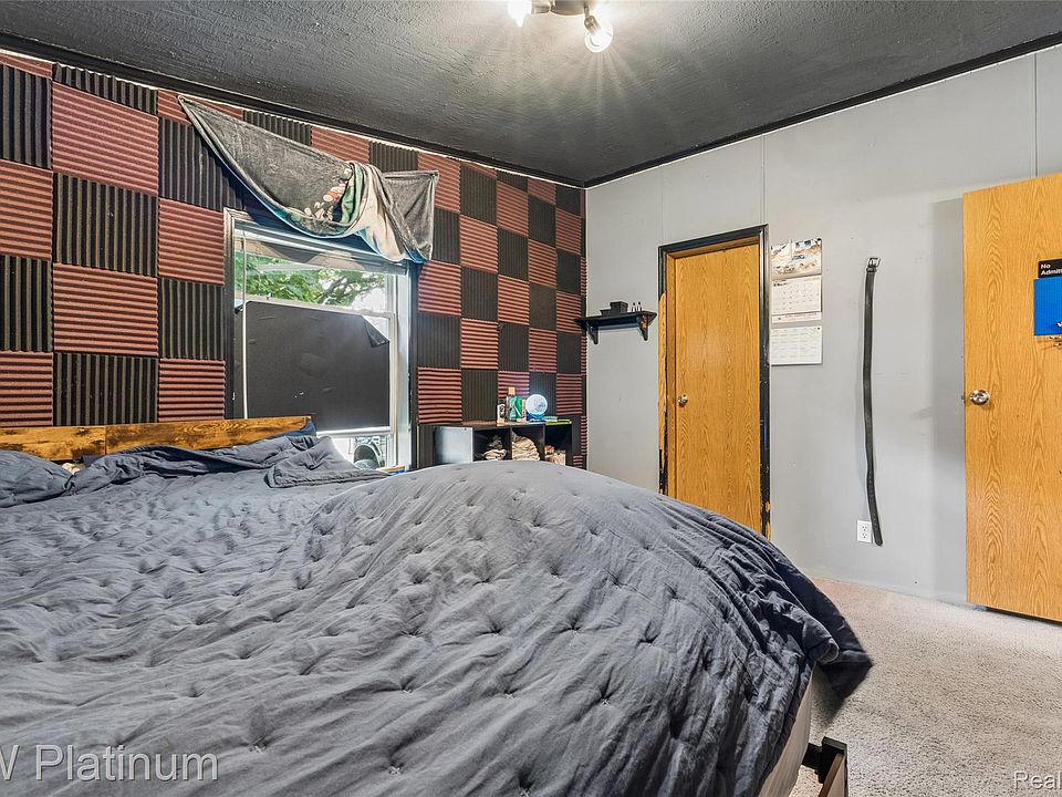 23207 Fountain Dr, photo 7