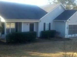 135 Regency Dr, Bethlehem, GA 30620
