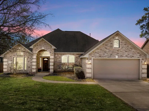 1719 Summergate Dr, Conroe, TX 77304