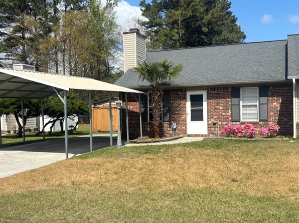 2308 Knollwood Ln, Midway Park, NC 28544