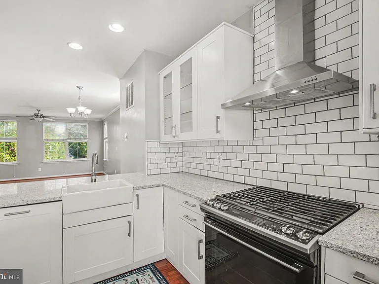 3041 Chinkapin Oak Ln — Photo 14
