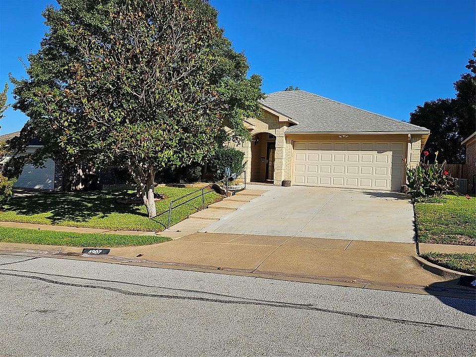 1st image of 4907 Vaquero Dr
