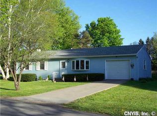 9 Radnor Ln, Morrisville, NY 13408