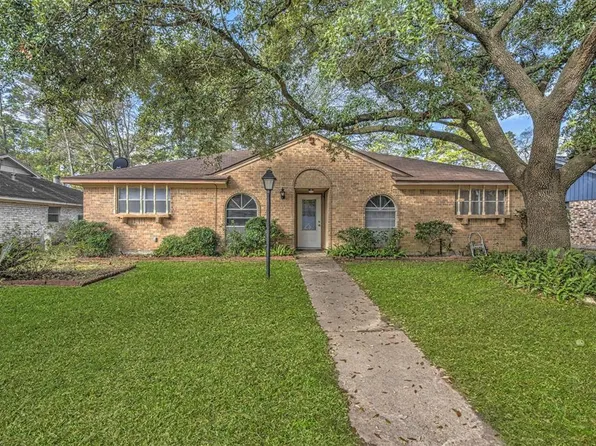 23115 Canyon Lake Dr, Spring, TX 77373