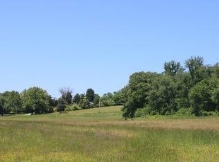 Devault Rd, Louisville, TN 37777