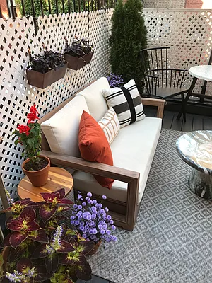 Rented by John Downey, LREB | media 8