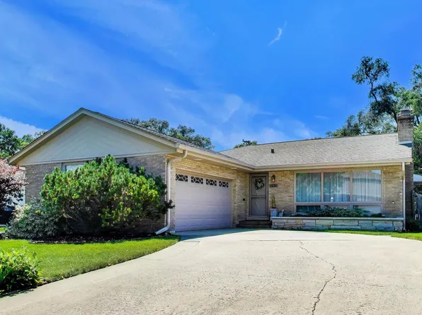 (undisclosed Address), La Grange Park, IL 60526