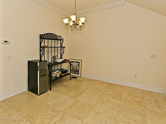 4th image of 1410 1st Street S #B