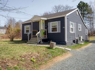 215 Oakdene Ave N, Kings, NS B4N 2C3