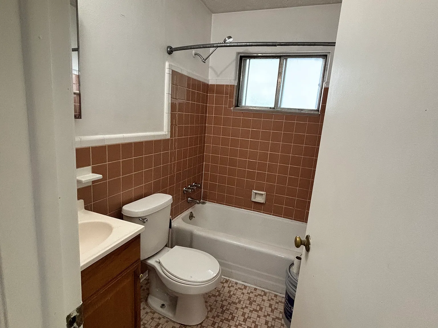 1 bed, 650 sqft, $895 — Photo 4
