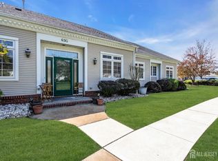 63 Winthrop Rd #G, Monroe Township, NJ 08831
