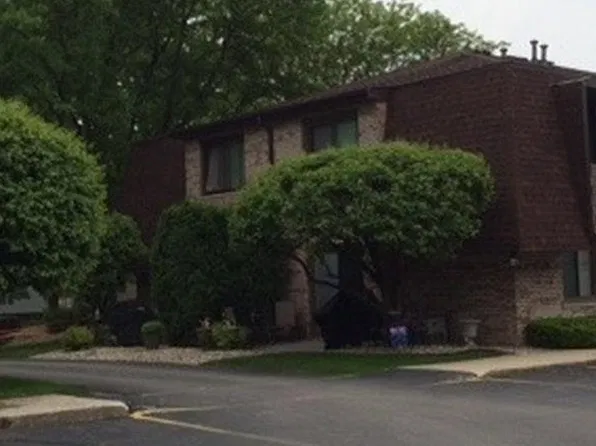 15746 Laramie Ave APT N, Oak Forest, IL 60452