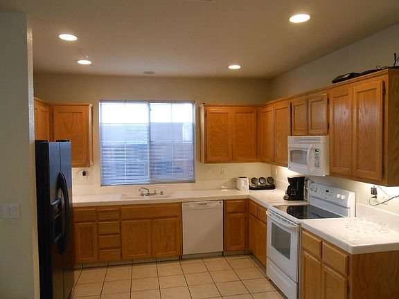 Open all electric kitchen