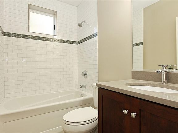 5th image of 4050 N Kenmore Ave #1SE