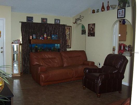 3rd image of 30527 Birdhouse Dr