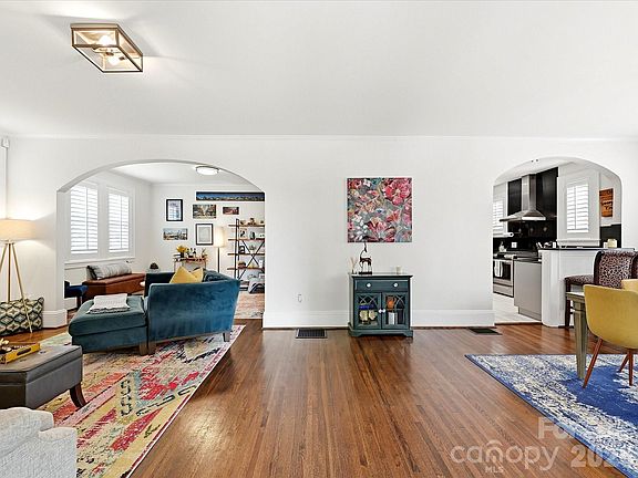 4th image of 1822 Lombardy Cir